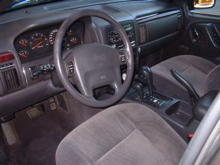 JEEP-GRAND CHEROKEE