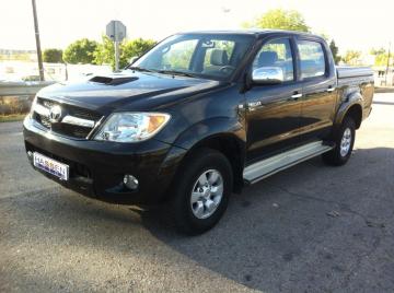 TOYOTA-HILUX